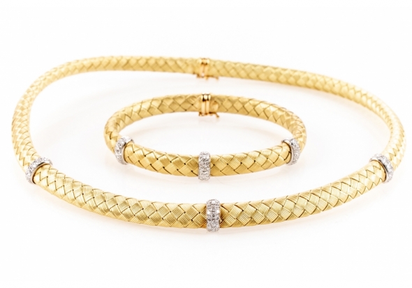 This 24kt gold with diamond accent woven jewelry suite is one of thousands of items consigned to BRG. | BRG