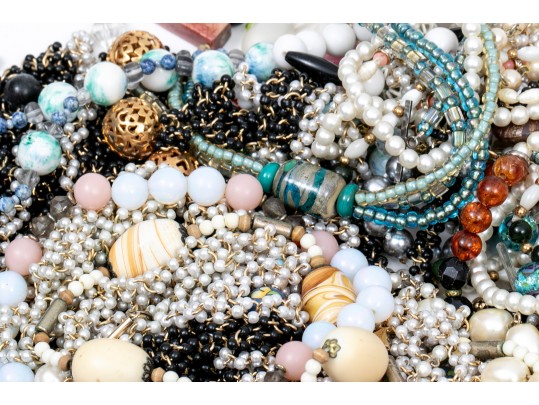 Colorful Lot Of Assorted Costume Jewelry Beads 