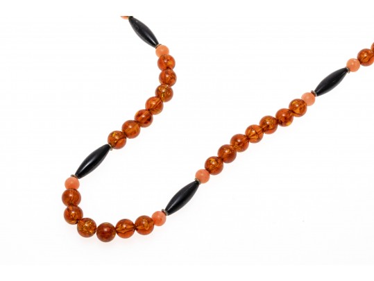 Lot Of Striking Amber Beads With A Pair Of Garnet Cluster Bead Bracelets