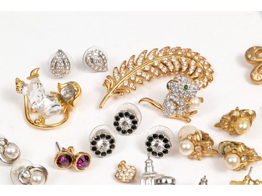 Fabulous Lot Of Assorted Swarovski Costume Jewelry Pieces