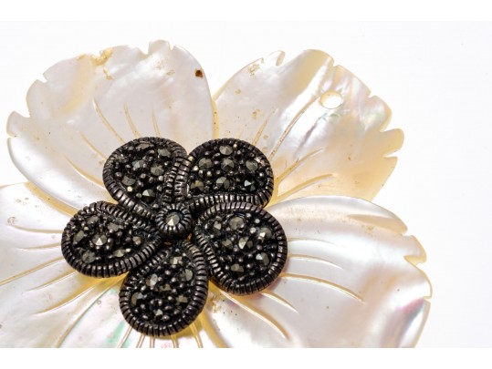 Lot Of Pretty Assorted Sterling Silver And Silver Plate Flower Motif Jewelry Pieces