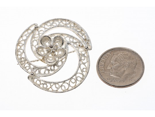 Lot Of Pretty Assorted Sterling Silver And Silver Plate Flower Motif Jewelry Pieces