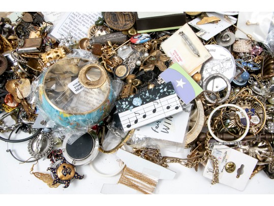 Large Assorted Lot Of Vintage And Contemporary Costume Jewelry Pieces