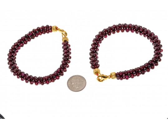 Lot Of Striking Amber Beads With A Pair Of Garnet Cluster Bead Bracelets