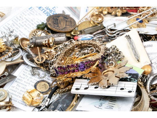 Large Assorted Lot Of Vintage And Contemporary Costume Jewelry Pieces