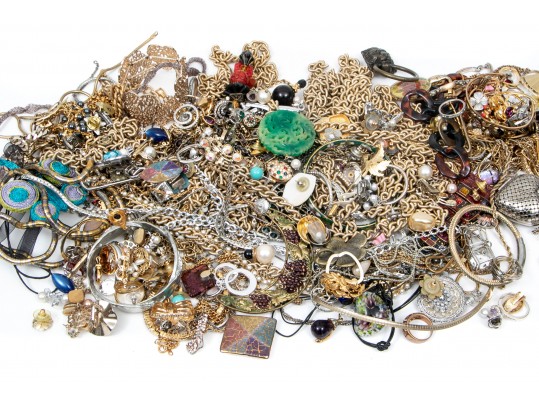 Large Assorted Lot Of Vintage And Contemporary Costume Jewelry Pieces