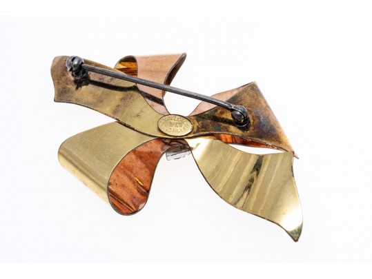 Group Of Stylish Gold Filled Jewelry With Gold Front Cufflinks