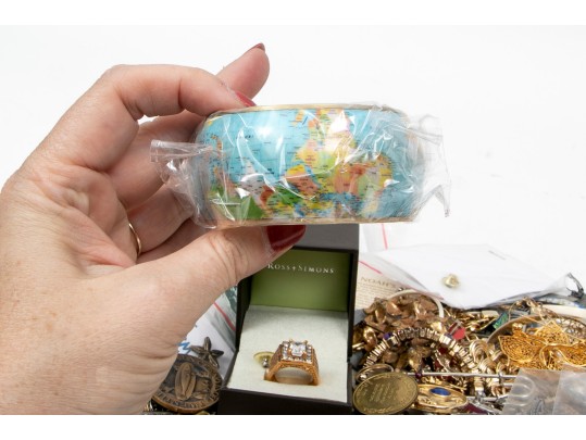 Large Assorted Lot Of Vintage And Contemporary Costume Jewelry Pieces