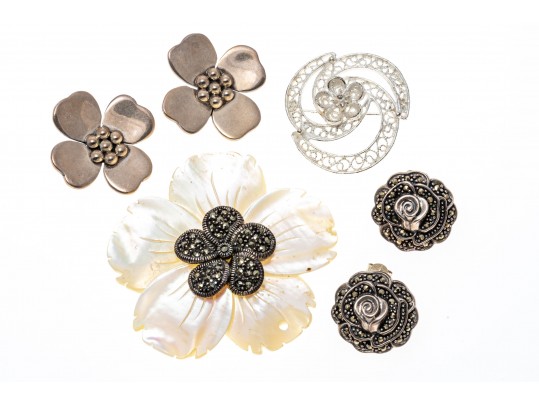 Lot Of Pretty Assorted Sterling Silver And Silver Plate Flower Motif Jewelry Pieces
