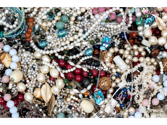 Colorful Lot Of Assorted Costume Jewelry Beads 