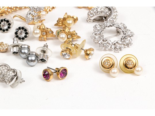 Fabulous Lot Of Assorted Swarovski Costume Jewelry Pieces