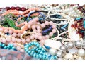 Eye-catching Lot Of Assorted Costume Jewelry Beads 