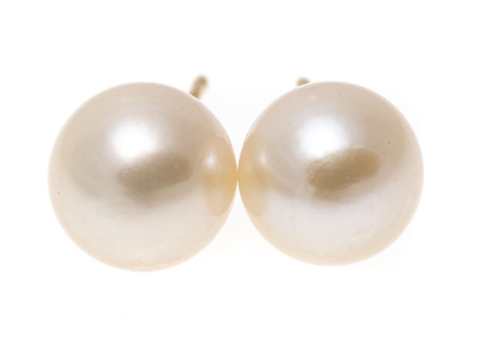 14k Yellow Gold Classic White Cultured Pearl Stud Earrings