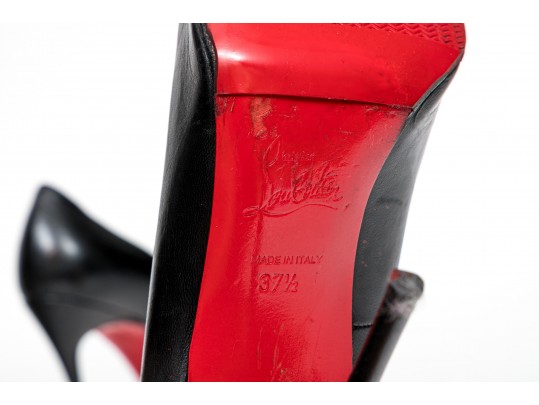 Fantastic Black Christian Louboutin Pumps, 37 1/2