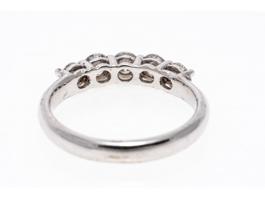 14k White Gold Classic Five Stone Diamond Band Ring, App. 0.80 TCW, Size 5.75