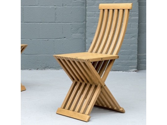 Awesome Collapsible Slatted Accent Side Chair