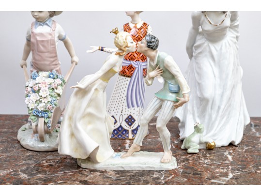 Fabulous Collectible Lot Of 5 English & Continental Assorted Makers Ceramic Figures 