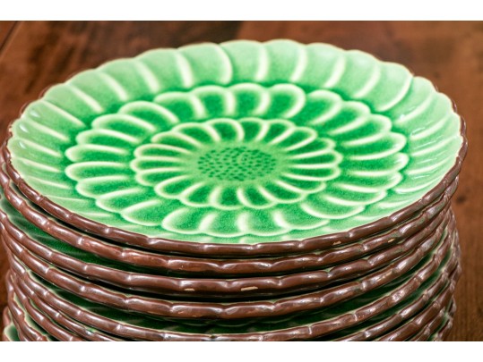 Attractive Set Of Green Ceramic Ware