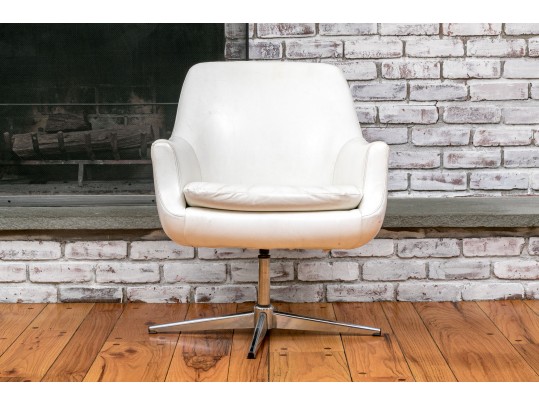 Mid Century Modern Burris Industries Rolling Tub Chair