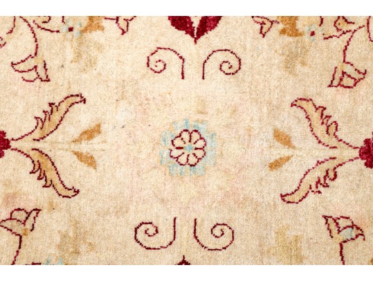 Gorgeous Persian Tabriz Room Size Carpet