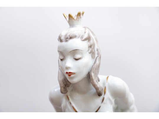 Fabulous Collectible Lot Of 5 English & Continental Assorted Makers Ceramic Figures 