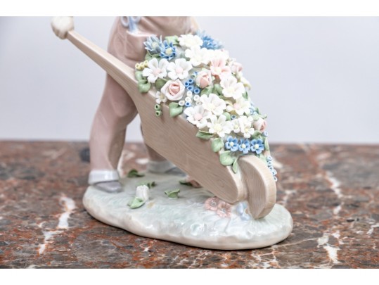 Fabulous Collectible Lot Of 5 English & Continental Assorted Makers Ceramic Figures 