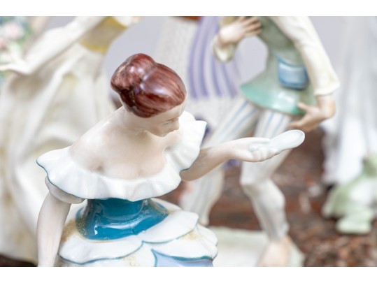 Fabulous Collectible Lot Of 5 English & Continental Assorted Makers Ceramic Figures 