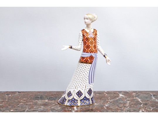 Fabulous Collectible Lot Of 5 English & Continental Assorted Makers Ceramic Figures 