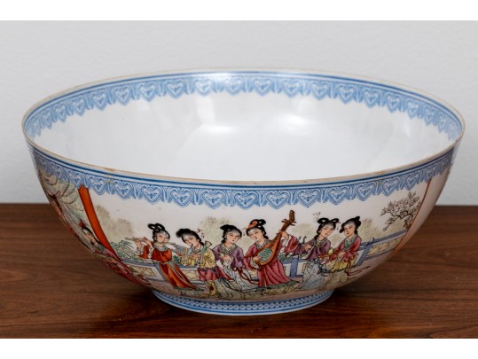 Fine Chinese Famille Rose Egg Shell Porcelain Bowl 