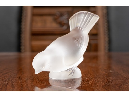 Endearing French, Lalique Crystal Sparrow Bird