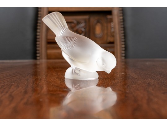 Endearing French, Lalique Crystal Sparrow Bird