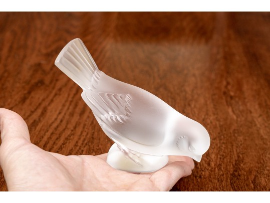 Endearing French, Lalique Crystal Sparrow Bird