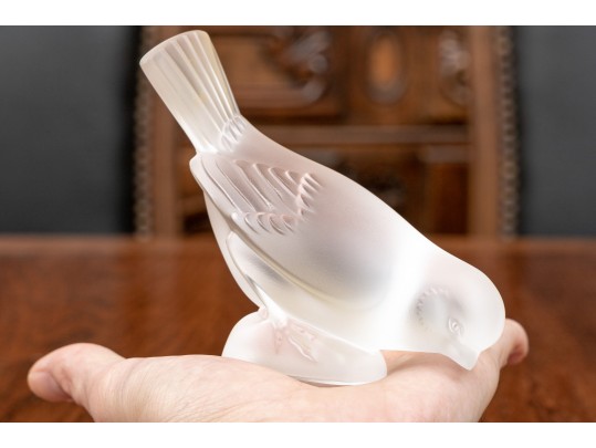 Endearing French, Lalique Crystal Sparrow Bird