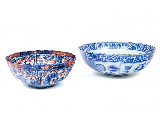 Two Chinese Porcelain Transfer Decorated Bowls