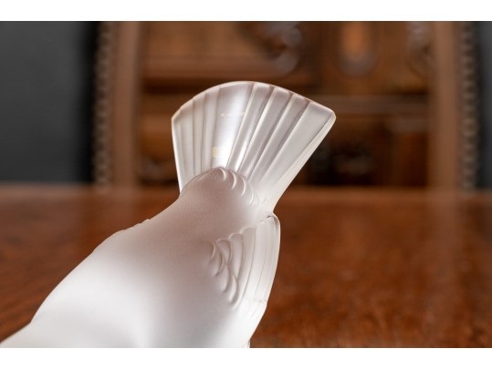 Endearing French, Lalique Crystal Sparrow Bird