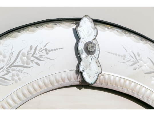 Beautiful 20th Century Semi Antique Italian Venetian Oval Mirror