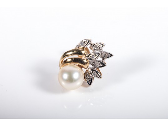 14k Yellow Gold Cultured Pearl And Diamond Stud Earrings