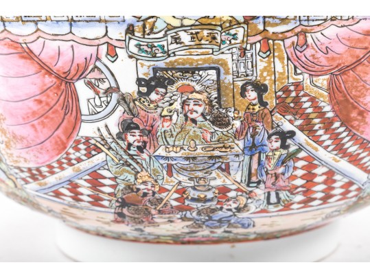 Large Chinese Famille Rose Centerpiece Bowl