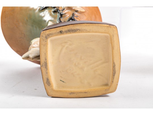 Roseville Pottery 184 And 90 Ceramic Vases