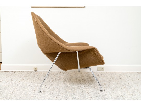 A Knoll International Inc Womb Chair With Ottoman