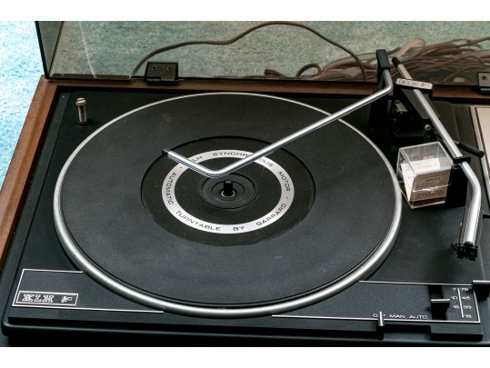 Vintage KLH Turntable