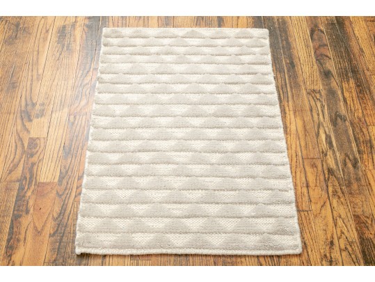 Hand Knotted Wool Carpet Mat - 2’ X 3’ - NEW