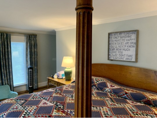 Fabulous Leonard's King Size Maple Poster Bed Frame, $9,500 Retail