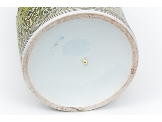 Charming Japanese Vintage Enameled Porcelain Umbrella Stand