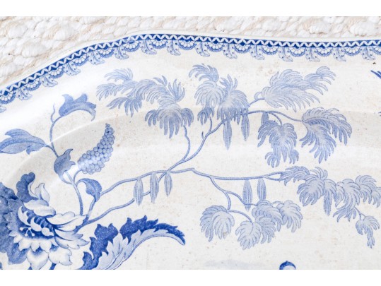 A 19th Century English Transfer Decorated Mandarin China