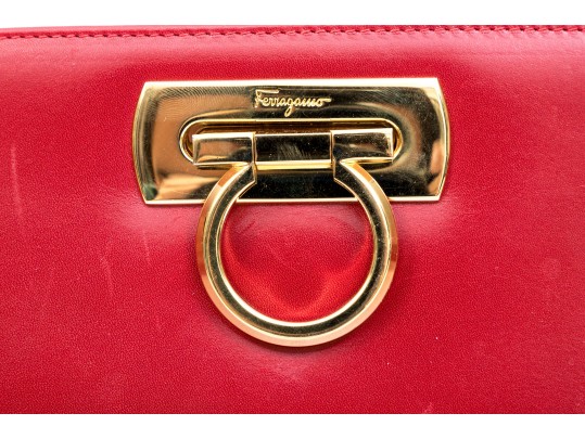 Ferragamo Leather Shoulder Bag And Clutch