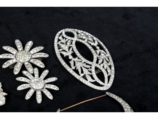 Large Collection Of Vintage Belt Buckles