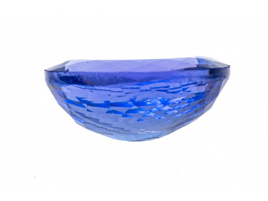 Loose Stone: One Oval Faceted Tanzanite, 