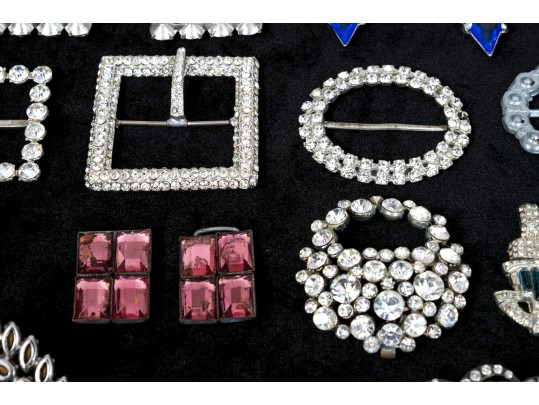 Large Collection Of Vintage Belt Buckles