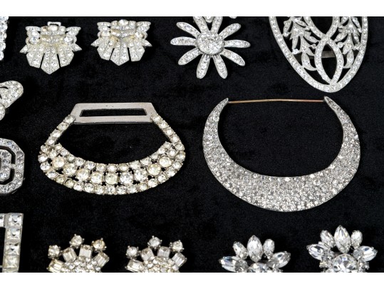 Large Collection Of Vintage Belt Buckles